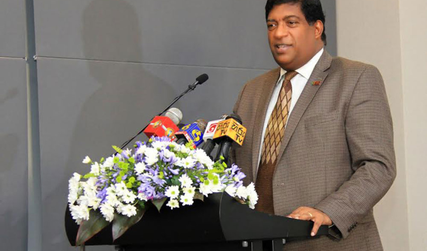  මහ බැංකුවේ වැටුප් ප්‍රශ්නය - නිර්පාක්ෂික අපේක්ෂක ගැන : රවී කෙලින්ම කියයි !